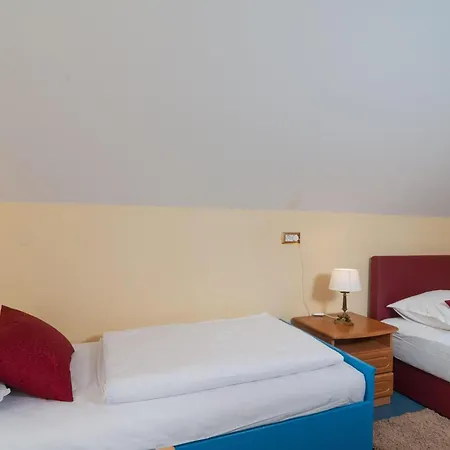 شقة In Mit Privatem Balkon By Interhome